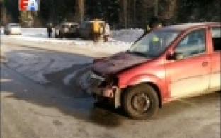 Три человека пострадали в результате ДТП, которое случилось накануне утром неподалёку от Первоуральска