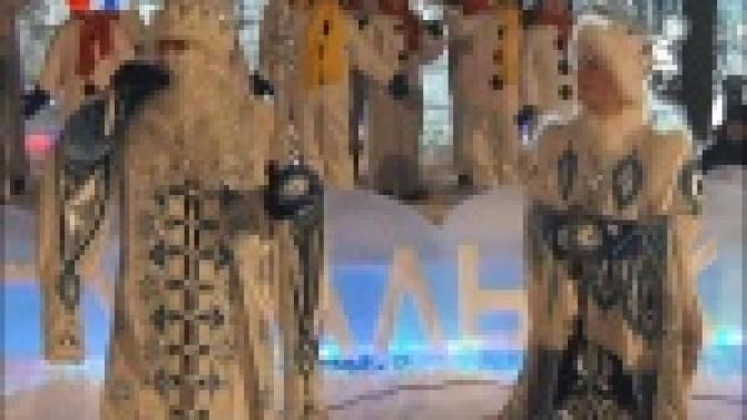 В Первоуральске устроили флешмоб, участниками которого стали снеговики