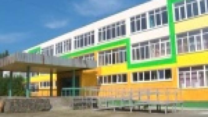 Тысячи первоуральских школьников в новом учебном году не узнали свои образовательные заведения