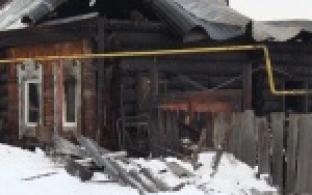В Первоуральске сгорел частный жилой дом