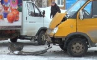 На Ватутина произошло ДТП с участием пассажирской ГАЗели