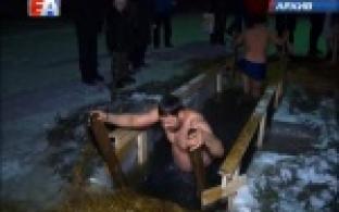 Православные готовятся к одному из главных христианских праздников - Крещению Господню