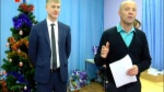 Накануне новогодних праздников в Билимбае прошла встреча главы поселка и депутата с местными жителями
