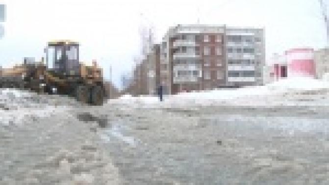 На календаре месяц декабрь, а на улице - весенние лужи