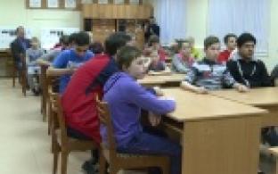 Воспитанники детского дома побывали на экскурсии в Первоуральском металлургическом колледже