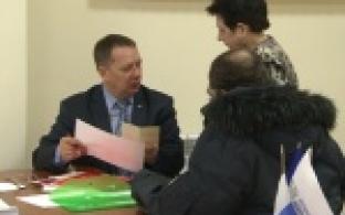 Масштабный прием граждан депутаты провели в день рождения партии, 1 декабря