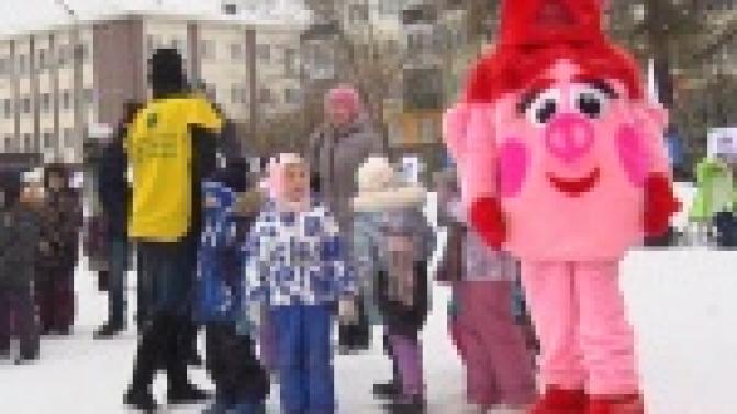 Депутаты фракции "Единая Россия" совместно советом молодежи ПНТЗ провели веселые старты