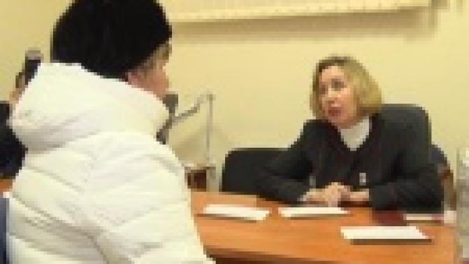 В общественную приемную партии "Единая Россия" ежедневно обращаются десятки людей