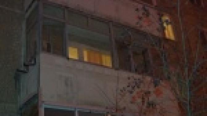 Ездят на "Лексусах", живут в центре города, но скрываются от налоговой