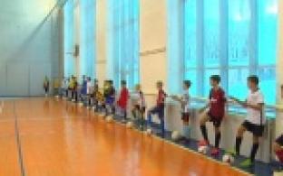 На Хромпике прошла тренировка детей с футболистами "Урала"