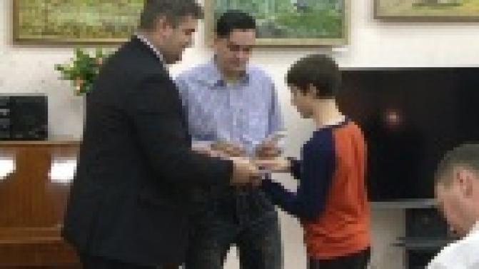 Будущих олимпийских чемпионов наградили в музее истории ПНТЗ