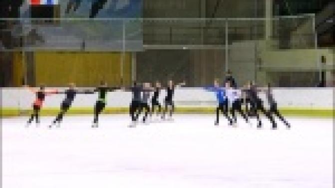 Первоуральские фигуристки заняли четвёртое место по итогам 1-го этапа розыгрыша Кубка России по синхронному катанию