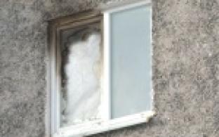 На пульт пожарных поступило сообщение о горящей квартире в доме на проспекте Космонавтов