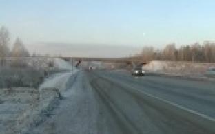 Молодой мужчина погиб в ДТП, врезавшись на своей легковушке в бетонный блок