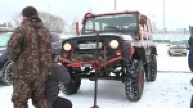 Первоуральские автомобилисты отметили свой праздник благотоворительной акцией