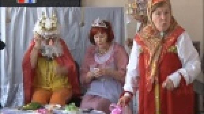 Первоуральские пенсионеры стали участниками "Театрального ассорти"