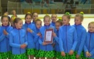 К серьезному выступлению готовятся юные фигуристы Первоуральска