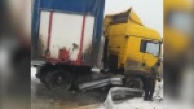 Первые жертвы гололёда...