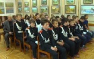 Юные кадеты всей страны пошли в музей