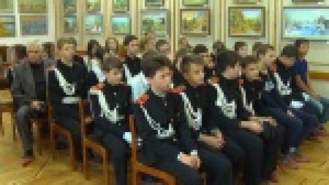 Юные кадеты всей страны пошли в музей