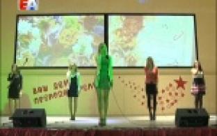 Студенты Первоуральского Металлургического колледжа поздравили своих педагогов с Днем учителя