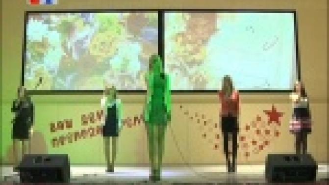 Студенты Первоуральского Металлургического колледжа поздравили своих педагогов с Днем учителя