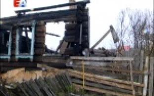 Жаркими выдались выходные у пожарных Первоуральска