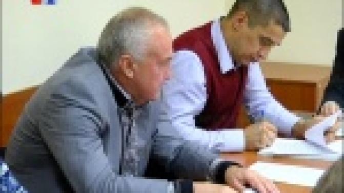 Первоуральские власти смогут организовать Чемпионат России по хоккею с мячом на должном уровне