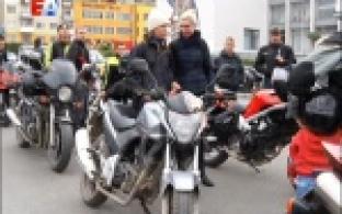 Первоуральские байкеры торжественно закрыли летний сезон