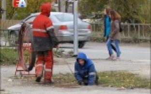 На улице Трубников мужчина провалился в колодец