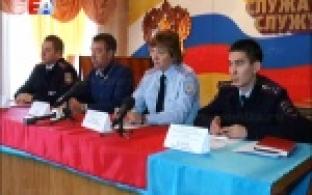 Первоуральские полицейские призвали горожан активнее пользоваться сайтом Госуслуг