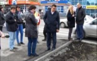 Отремонтированные улицы Первоуральска сегодня проверила специальная комиссия