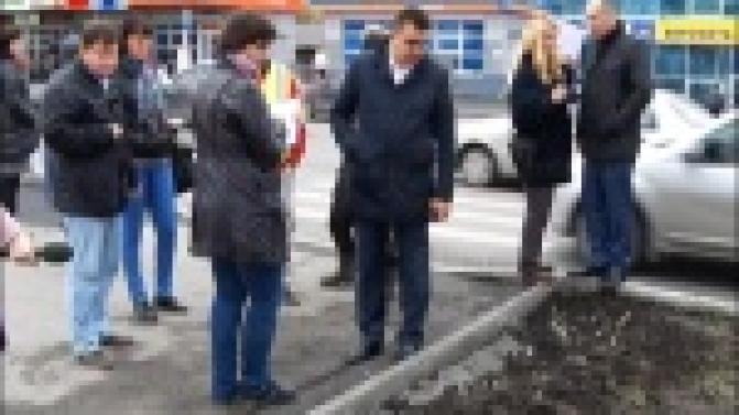 Отремонтированные улицы Первоуральска сегодня проверила специальная комиссия