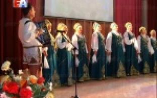 Русские глиняные свистульки и татарские национальные костюмы - под одной крышей