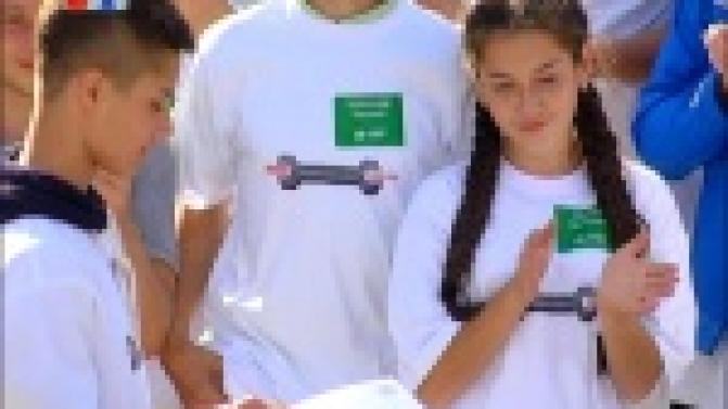 В учебный день не сели за парты, а отправились за город