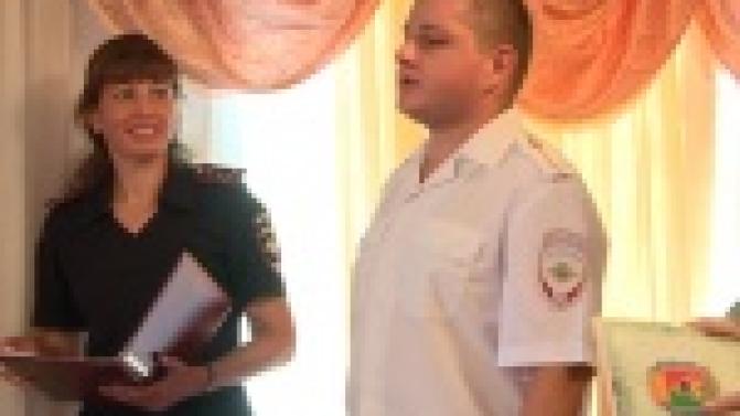 Эта служба и опасна, и трудна...