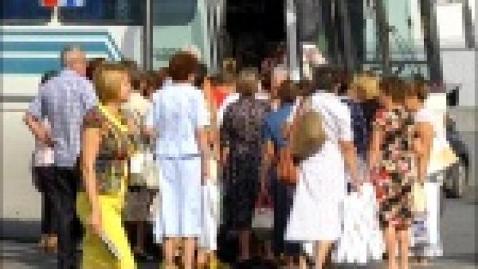 Первоуральцам рассказали об уникальной истории одного из самых молодых монастырей России и показали необычный храмовый комплекс