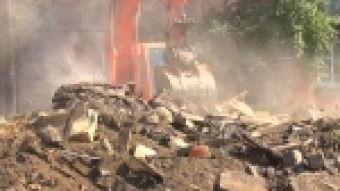 В Первоуральске продолжают приводить в порядок дворы