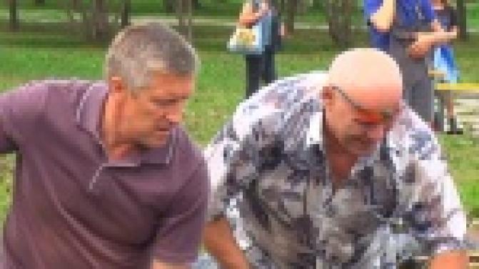 В Первоуральске продолжают устранять последствия урагана