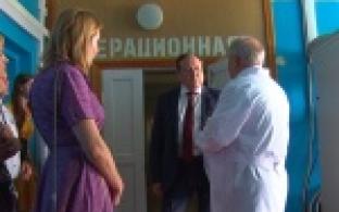 Министр здравоохранения СО посетил Староуткинскую больницу