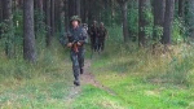 Курсанты оборонно-спортивного лагеря имени Пелевина совершили маршбросок до автодрома