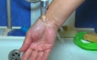 Первоуральцы жалуются на отсутствие горячей воды