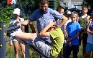 Активисты организации "Первоуральск - город чемпионов" продолжают нести спорт в массы