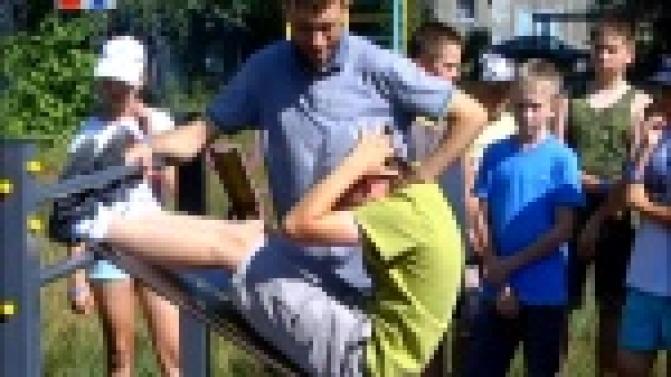 Активисты организации "Первоуральск - город чемпионов" продолжают нести спорт в массы