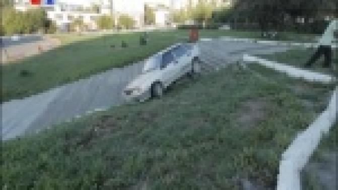 Пьяный лихач за рулем устроил ДТП прямо в центре Первоуральска