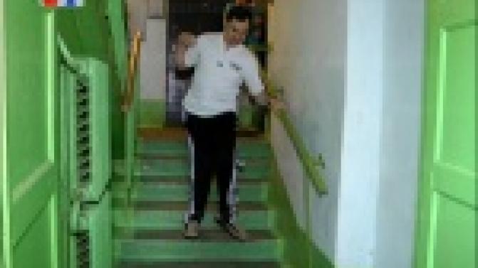 Беспрепятственно выйти на улицу теперь может ещё один первоуралец с ограниченными возможностями