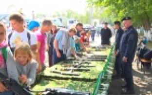 Первый в истории Первоуральска общий праздник силовых структур "Служба дни и ночи" состоялся