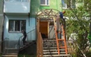 Козырёк раздора