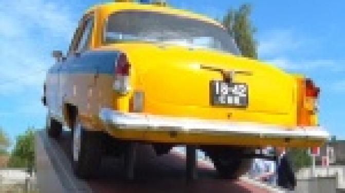 Сотрудникам ГИБДД Первоуральска посвятили стелу