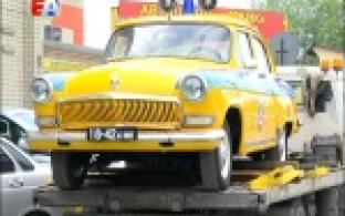 Въезд в Первоуральск теперь украшает необычная стела